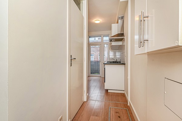 Medium property photo - Drebbelstraat 247, 2522 DB Den Haag